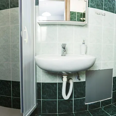 Taxiarchis House ארכאנגלוס